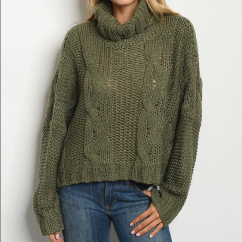 BOUTIQUE Olive Chunky Knit Sweater - Picture 2 of 3